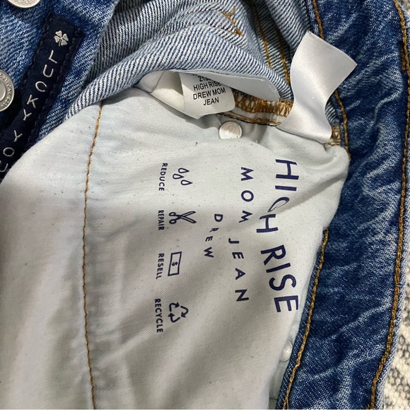 Lucky Brand Cropped High Rise Mom Jeans - Picture 13 of 14